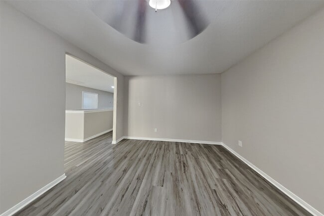 property at 5047 Lamppost Hill Ct