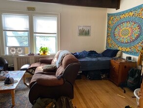 16 Adams St, Unit 1 in Burlington, VT - Building Photo - Building Photo