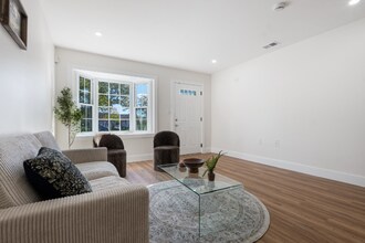 94 Irvine Turner Blvd in Newark, NJ - Building Photo - Building Photo