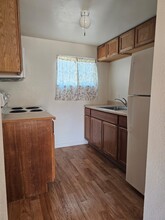 25161 N Center St, Unit #2 in Los Molinos, CA - Building Photo - Building Photo