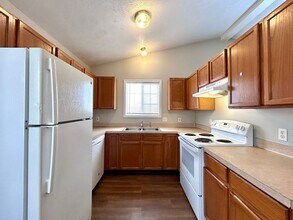 841 Benson Ave NE in Grand Rapids, MI - Building Photo - Building Photo