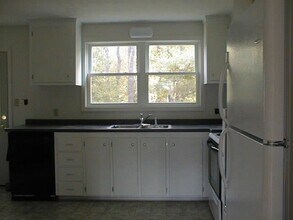 49 Sunset Dr in Greenland, NH - Building Photo - Building Photo