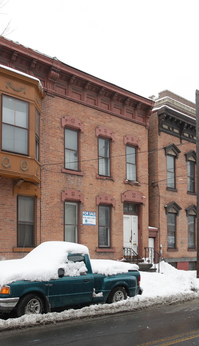 2935 6th Ave in Troy, NY - Building Photo - Building Photo