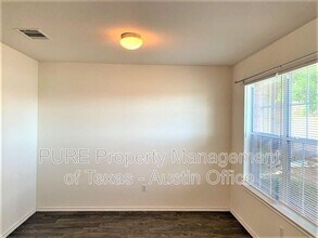 1005 Bluff Meadow Cove in Georgetown, TX - Building Photo - Building Photo