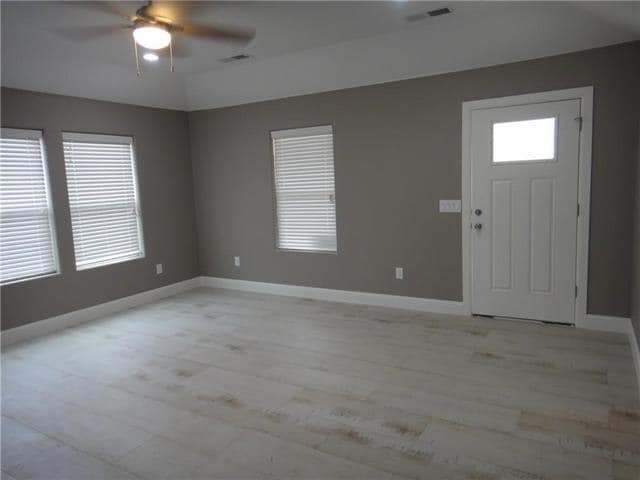 709 W Hull St in Denison, TX - Building Photo - Building Photo