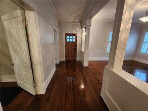 1055 Longley Ave NW in Atlanta, GA - Building Photo - Building Photo