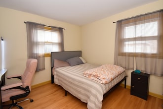 4443 S 5th Pl, Unit 4443 in Milwaukee, WI - Building Photo - Building Photo