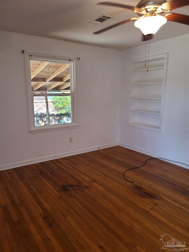 415 Gibbs Rd in Pensacola, FL - Building Photo - Building Photo