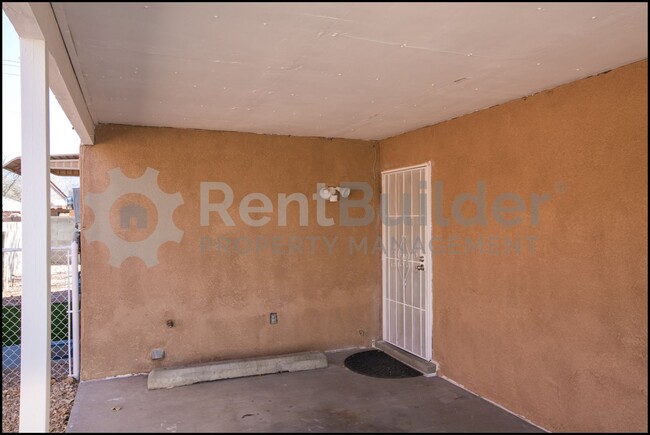 1206 Calle Madera in Bernalillo, NM - Building Photo - Building Photo