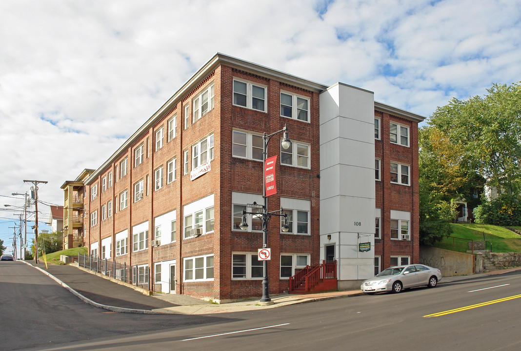 Court Street Apartments in Auburn, ME - Foto de edificio