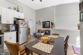 162 Richmond St in Philadelphia, PA - Building Photo - Building Photo