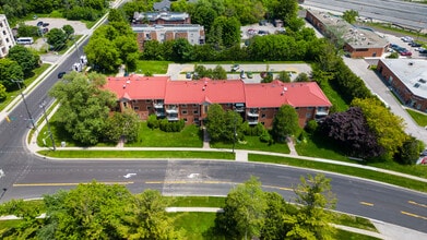 Cedar Grove in Barrie, ON - Building Photo - Building Photo