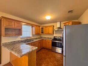 1108 Avenue S in Del Rio, TX - Building Photo - Building Photo