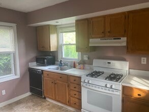 3 N Swarthmore Ave, Unit A in Ridley Park, PA - Building Photo - Building Photo