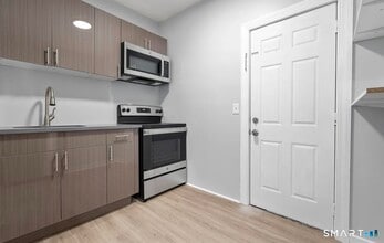 25 Whittier St in Bridgeport, CT - Building Photo - Building Photo