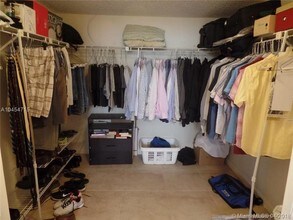 1623 Collins Ave-Unit -614 in Miami Beach, FL - Building Photo - Building Photo