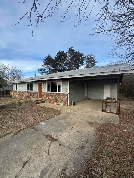 13 Sunnybrook Cir N in Quitman, AR - Building Photo