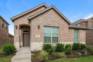 2253 Barx Dr in Little Elm, TX - Building Photo