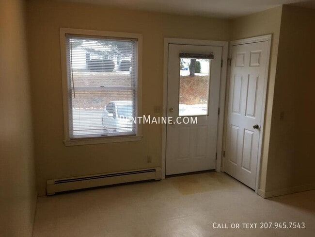 45 Valley View Ln, Unit C in Bangor, ME - Building Photo - Building Photo
