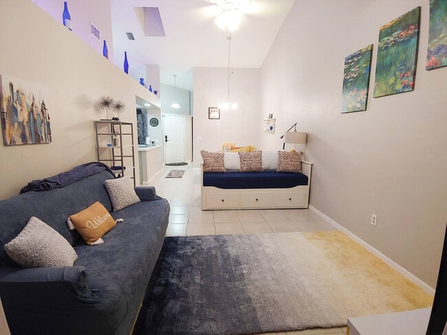 3832 SW 30th Terrace in Gainesville, FL - Building Photo - Building Photo