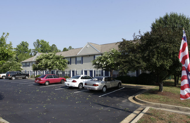 Creek Side in Easley, SC - Foto de edificio - Building Photo