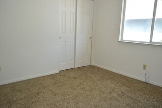 3907 Pheasant Dr-Unit -3 in Carson City, NV - Building Photo - Building Photo