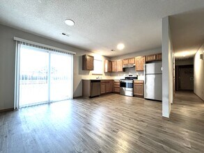2414 E Conquest St in Wichita, KS - Building Photo - Building Photo