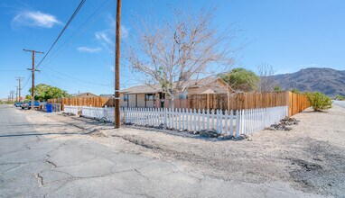 72065 Cactus Dr in Twentynine Palms, CA - Building Photo - Building Photo