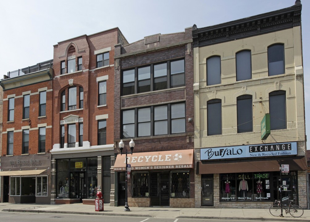 1474 N Milwaukee Ave in Chicago, IL - Building Photo
