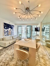 495 Brickell Ave in Miami, FL - Building Photo - Building Photo