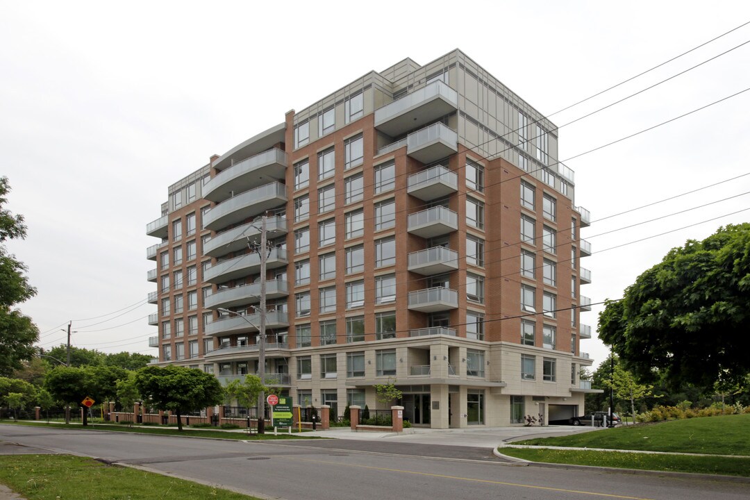 Willow Park Bayview in Toronto, ON - Building Photo