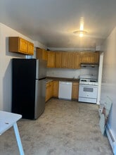 99-47 62nd Rd in Queens, NY - Foto de edificio - Building Photo