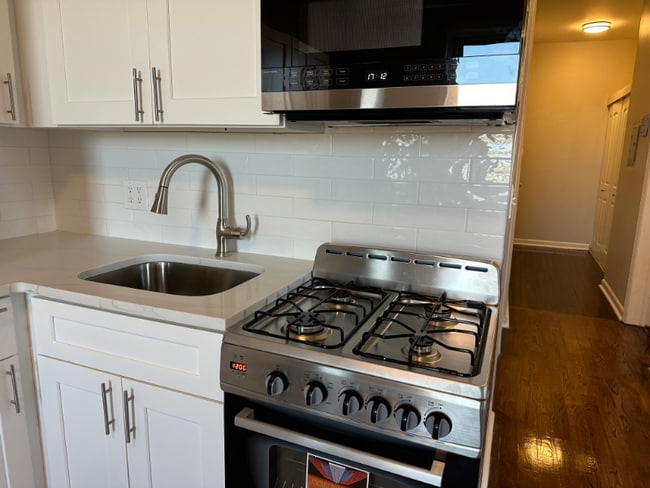 264-268 Palisade Ave, Unit 2A