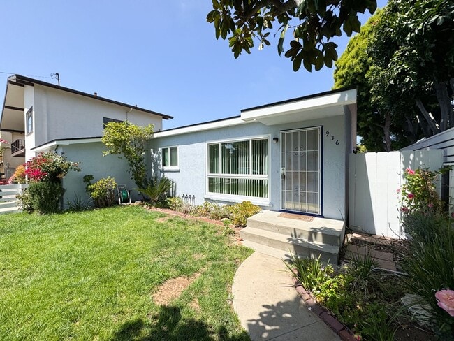 property at 936-938 A Ave