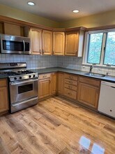 169 Willow St, Unit 1 in Boston, MA - Building Photo - Building Photo