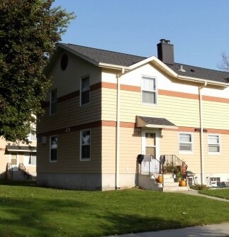 Maplewood Townhomes in Winona, MN - Foto de edificio