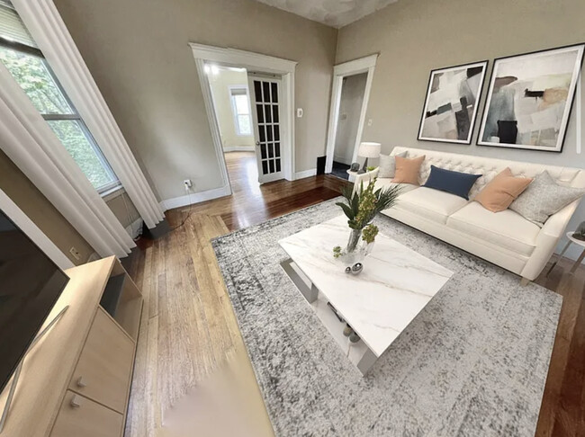 296 Highland Ave, Unit 3