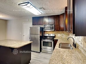 158 Little Brook Dr in Woodstock, GA - Building Photo - Building Photo