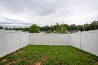 351 Capeside Ct in Williamsburg, VA - Building Photo - Building Photo