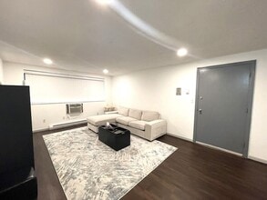 1325 Worcester Rd, Unit C3 in Framingham, MA - Foto de edificio - Building Photo