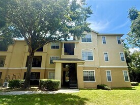 2674 Robert Trent Jones Dr in Orlando, FL - Building Photo