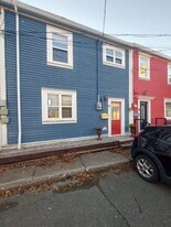 17 Walshs Sq in St John's, NL - Building Photo