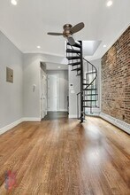 219 E 28th St, Unit 5B in New York, NY - Building Photo - Building Photo