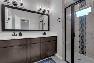 2508 Mike Price Dr in El Paso, TX - Foto de edificio - Building Photo