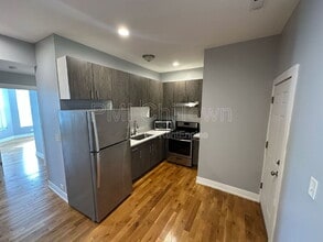 342 E 50th St in Chicago, IL - Building Photo - Building Photo