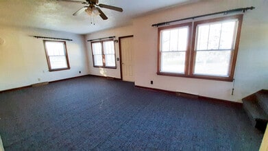 821 10th St W in Hastings, MN - Building Photo - Building Photo