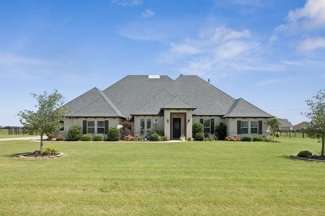 8604 Tuscan Wy in Godley, TX - Foto de edificio - Building Photo