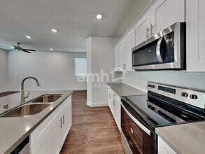 10144 W Oleta Ave in Las Vegas, NV - Building Photo - Building Photo