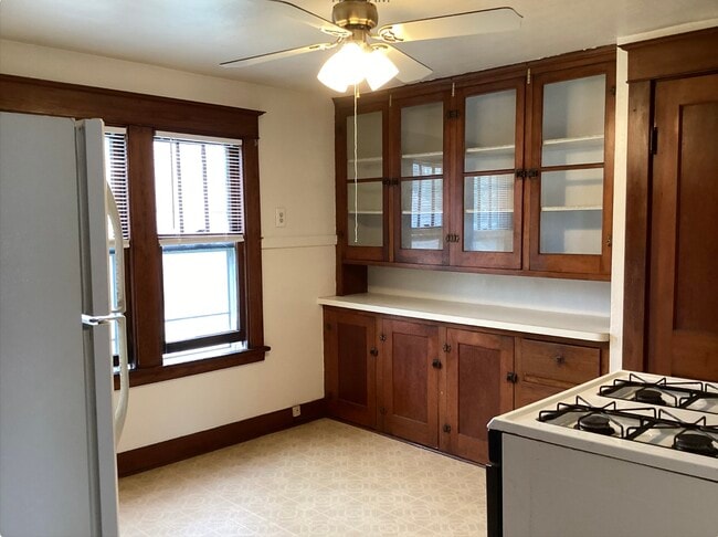 46 Kirkwood Dr, Unit Kirkwood Upper