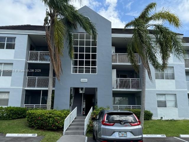 8560 SW 212th St in Cutler Bay, FL - Building Photo - Building Photo
